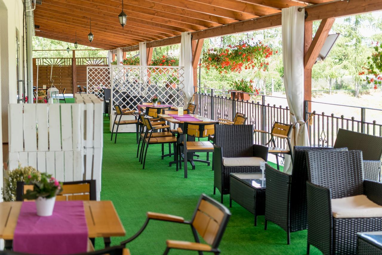 Hotel Olimp Прудник Екстериор снимка